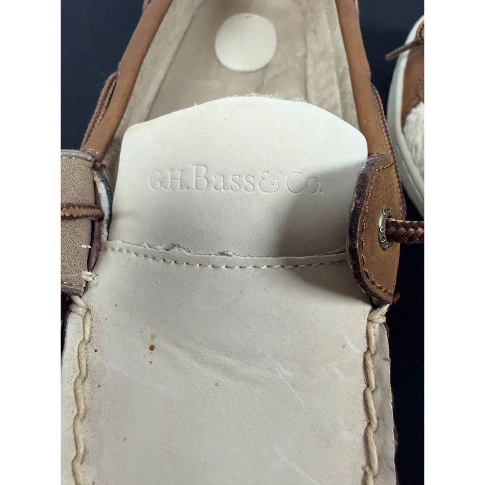 GH Bass & Co Womens Boat Shoes Brown Cream Eyelet Lace Loafers Nautical Preppy